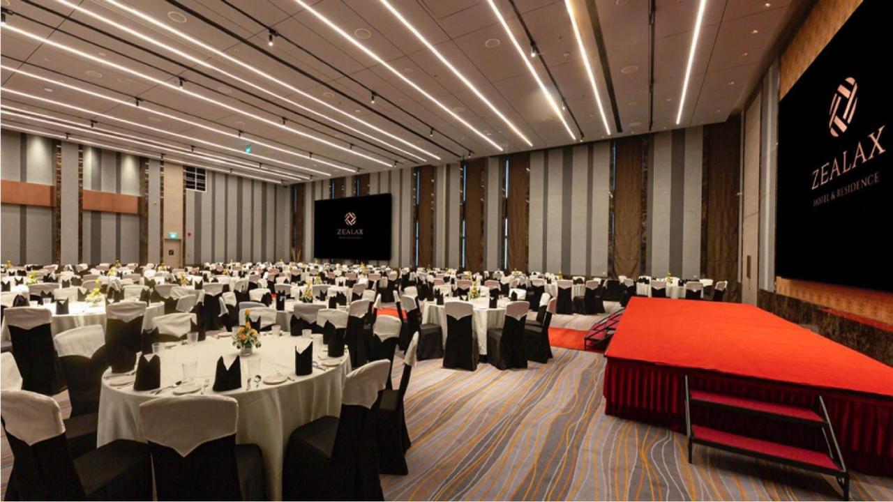 Zealax Hotel & Residence Yangon Exterior photo